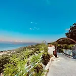 Panoramic Sea View Cosy Sicilian House With Garden 샬레 *