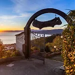 Panoramic Sea View Cosy Sicilian House With Garden