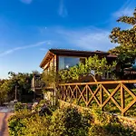 Panoramic Sea View Cosy Sicilian House With Garden 조이오사마레아