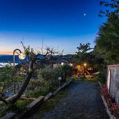 Panoramic Sea View Cosy Sicilian House With Garden 샬레