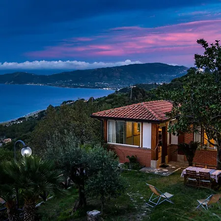 Panoramic Sea View Cosy Sicilian House With Garden *