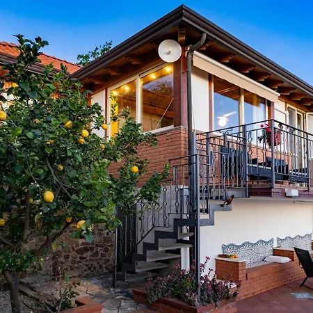 Panoramic Sea View Cosy Sicilian House With Garden
