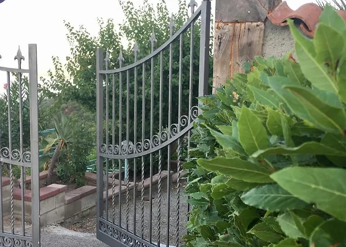 Casuzza Duci Duci Gioiosa Marea